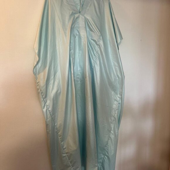 Robe Kaftan en Satin Vert D'eau - Picture 3 of 3